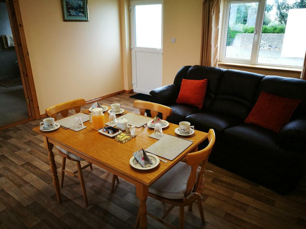 Danubio Guest Accommodation Doonbeg Dış mekan fotoğraf